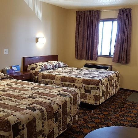 Golden West Motor Inn Carstairs Bagian luar foto